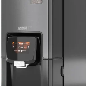 En kommersiell kaffemaskin med digitalt display, berøringskontroller og en gjennomsiktig bønnebeholder på toppen.