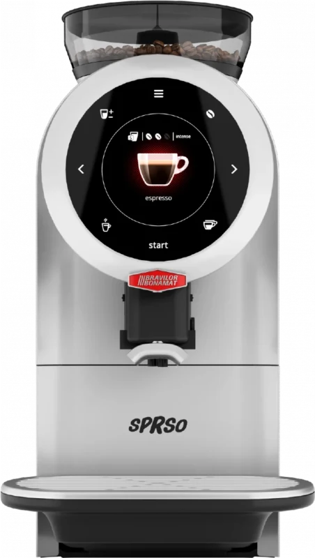 En sølvfarget SPRSO-kaffemaskin med et digitalt display som viser espressoutvalg, kaffebønner i den øverste beholderen og en koppplattform under.