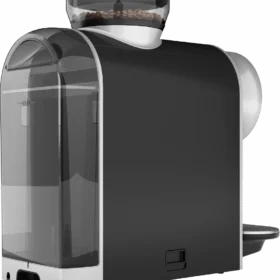En moderne svart og sølvfarget automatisk kaffemaskin med gjennomsiktig vannbeholder og kaffebønnebeholder på toppen.