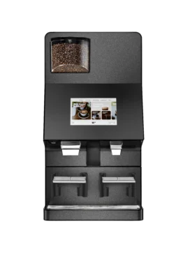 Svart kaffeautomat med berøringsskjerm, innebygd bønnebeholder på toppen og to utløpsdyser over doble koppskuffer.