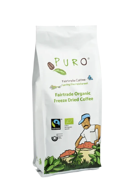 En 200g pakke Puro Fairtrade økologisk frysetørket kaffe med illustrert kaffebonde på forsiden. Pakken inneholder Fairtrade og økologiske sertifiseringer.